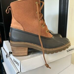 Sperry Women's Tan and Gray Winter Boots